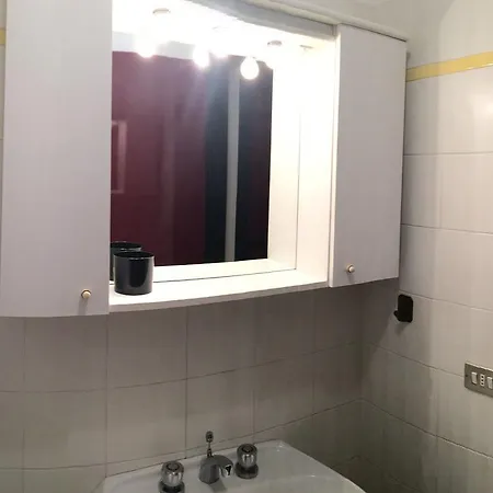 2 Apartment *